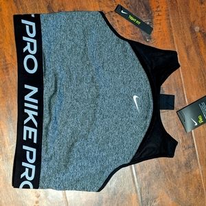 Nike Pro Crop